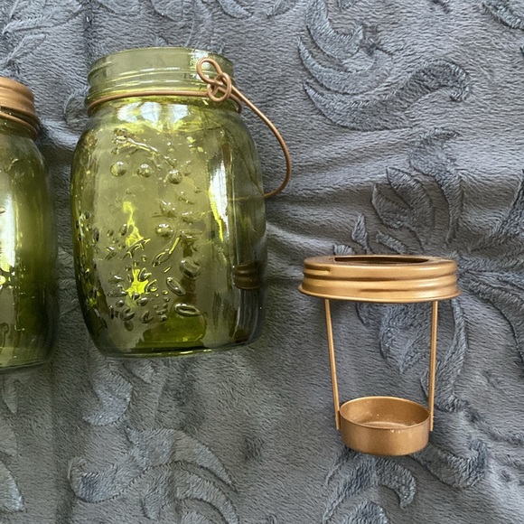 Set of 2 Tea Light Candle Holders - Picture 3 of 3